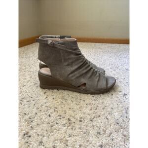 JG Open Toe Bootie, Womens Size 8M, Zipper Closure On Side Heel Open Short Heel